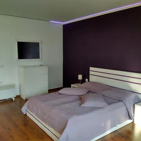 Apartment Velinoff Purple Studio *